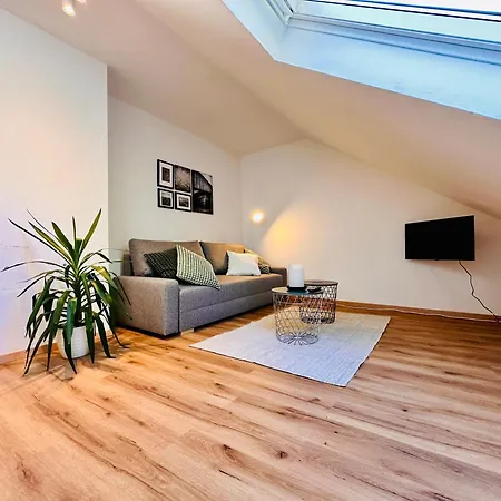 Mirador An Der Hohen Wand In Noe Gruenbach am Schneeberg